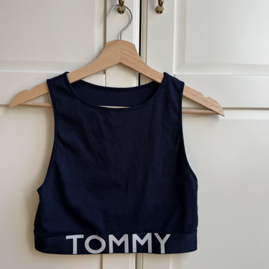 Top corto Tommy Hilfiger