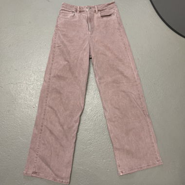 pink pants