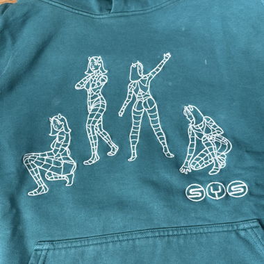 Hoodie Systemic Kira en édition limitée