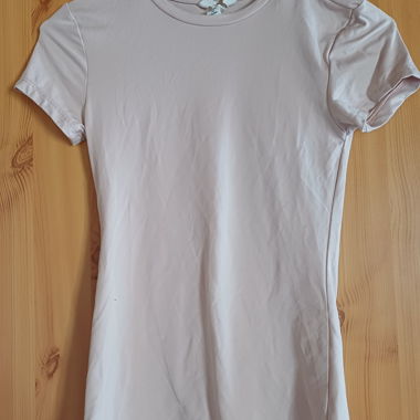 Pink tshirt