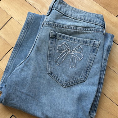 Jeans baggy Hollister con fiocchi