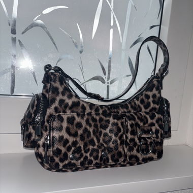Leopard print Schultertasche