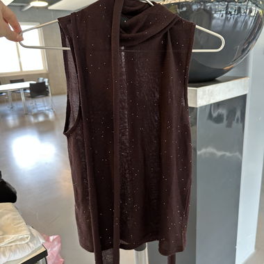 Brown sleeveless Scarf knit top