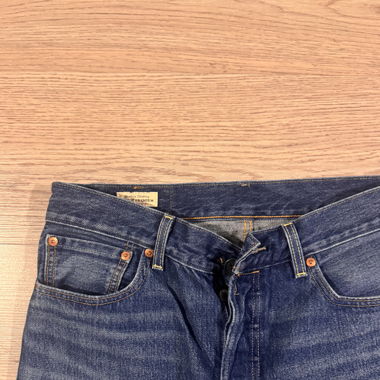 levis