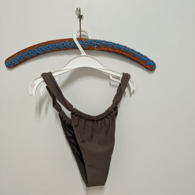 Slip bikini marrone