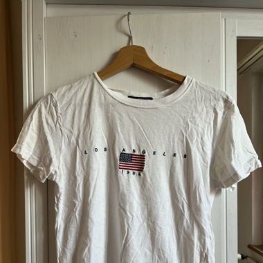 Weisses T Shirt