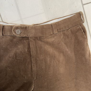 Pantaloni in velluto a coste con vita elasticizzata stampata
