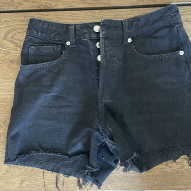 Short en jean noir - taille haute