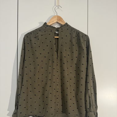 Embroidered blouse