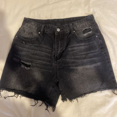 Short in denim nero slavato