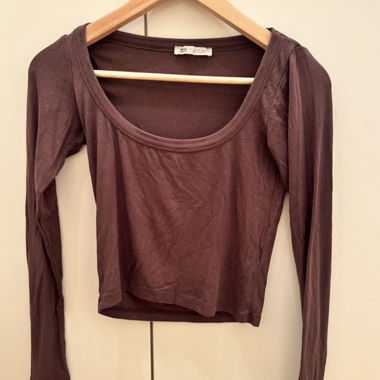 small brown sweater 