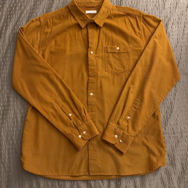 Camicia in velluto a coste giallo senape