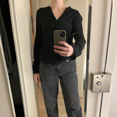 Black business blouse