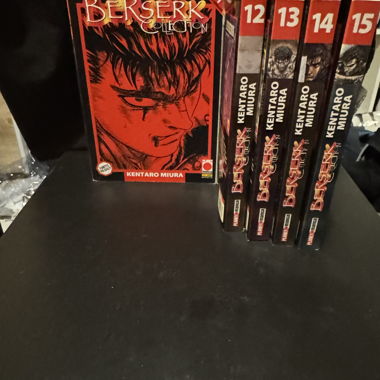 Berserk série noire 11-15 ITA manga
