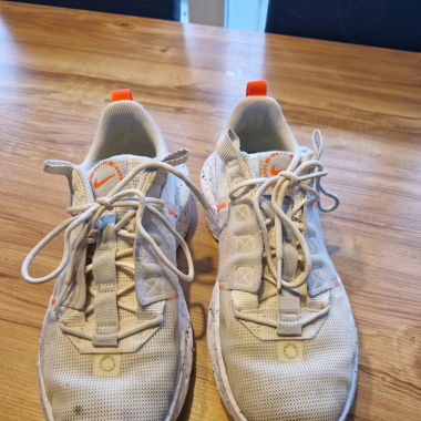 Weisse Nike Schuhe