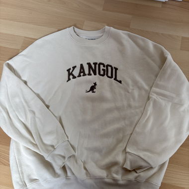 Beige Sweatshirt