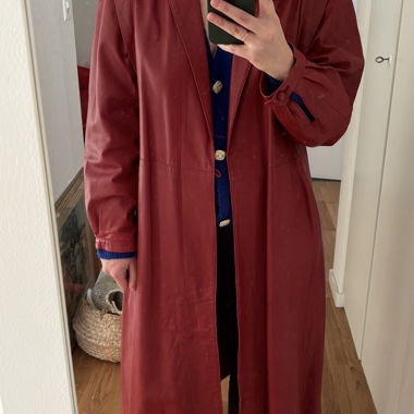 Cappotto vintage in pelle rosso Reginapary