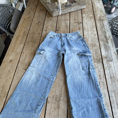 blaue Cargohose