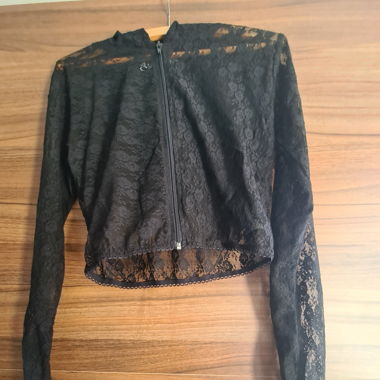 Kapuzenjacke aus Spitze