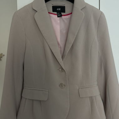 elegante blazer beige di H&M