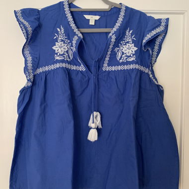 Blouse brodée bleue H&M