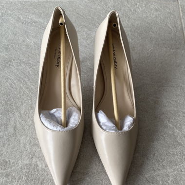 Ashton Aubry Heels