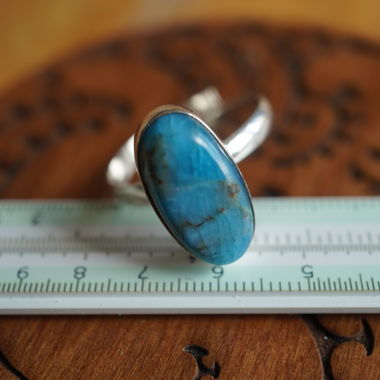 Apatite bleue - taille réglable, unie, pierre naturelle
