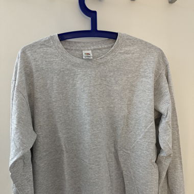 Hellgraues longshirt