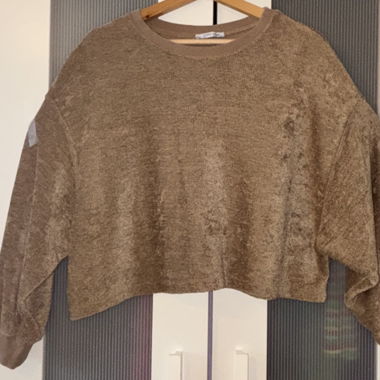 Crop Pulli