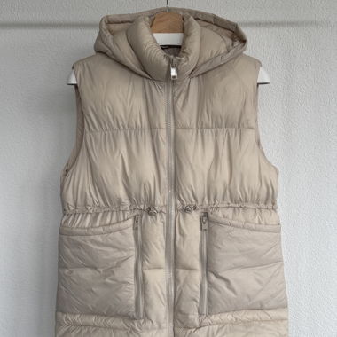 Zara Steppweste mit Kapuze – Grösse 164