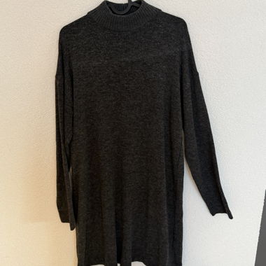 Robe Pull col montant MNG Basics