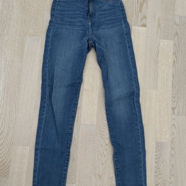 Blaue Jeans von RANA