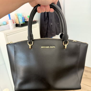Sac Michael Kors Original – Élégance en Noir