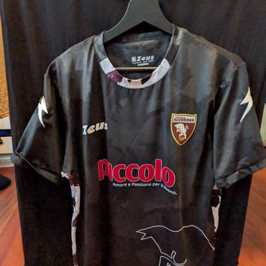 Zeus Acerrana Trikot