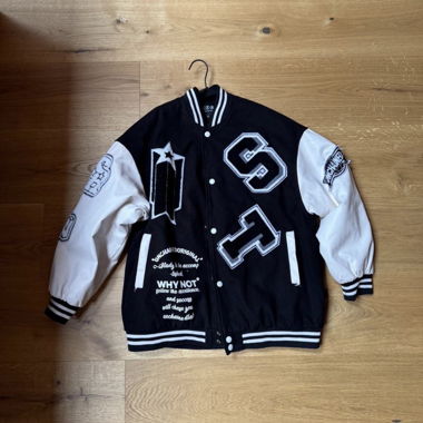College-/Varsity Jacket in Black-White