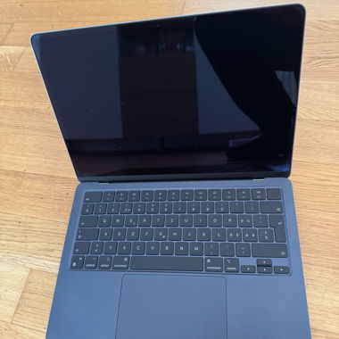 13" MacBook Air M2, 8GB Ram, 256GB SSD, Bleu/Gris