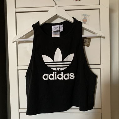 Crop top Adidas nero
