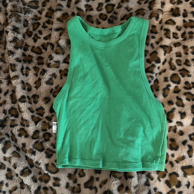 Top Zara verde