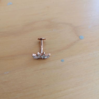 Piercing ombilical en or rose