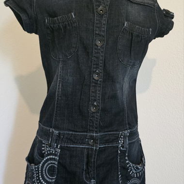 Vestito di jeans alla moda Desigual