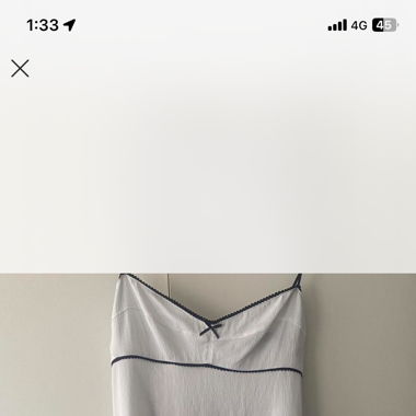 mini abito bianco con fiocco
