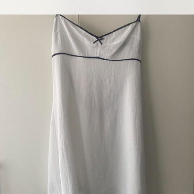 robe mini blanche avec nœud