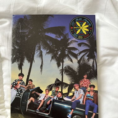 Album exo KoKoBop