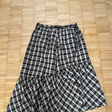 Checkered midi skirt 