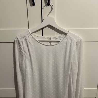 gepunktete Bluse