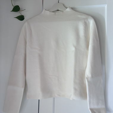 White Mango Knit Sweater