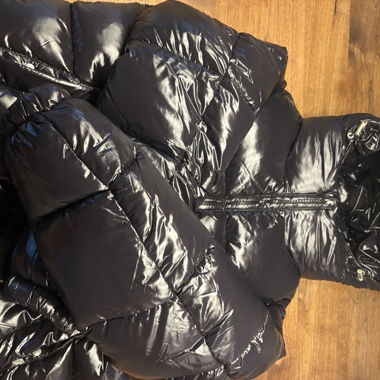 Glossy puffer jacket Burocs