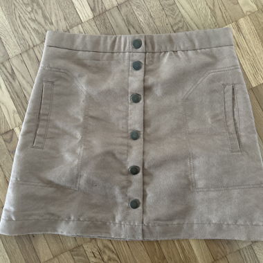 Gonna corta beige in suede