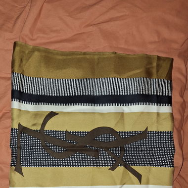 YSL Seidentuch/Foulard