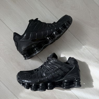Nike Shox Sneaker schwarz